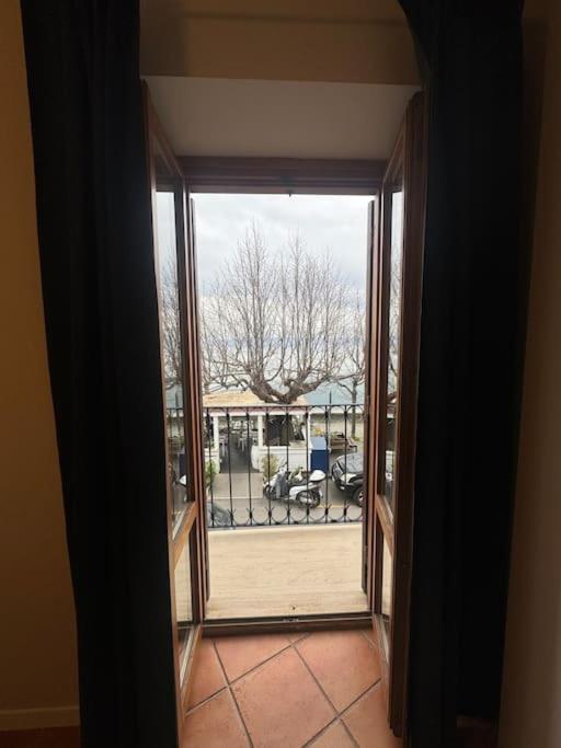 Fronte Lago Nel Centro Storico “La Casa Del Lago” Trevignano Romano Exteriör bild